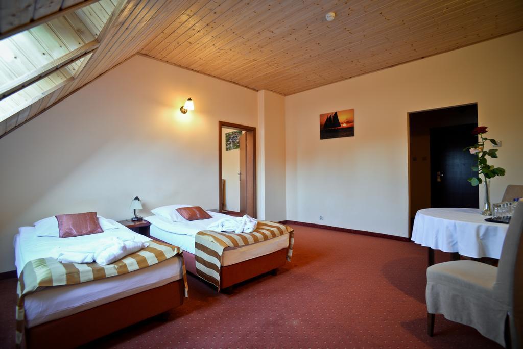 Hotel Venus Kolbudy Exterior photo
